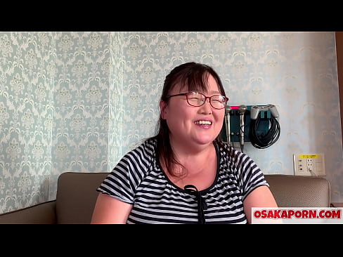 ❤️ Resnā japāņu mamma rāda savas milzīgās krūtis un bauda seksa rotaļlietu. 51 gadu veca mamma no Āzijas stāsta par savu seksuālo pieredzi. Yukiko 1 OSAKAPORN trekna milf Porno pie mums ❌️