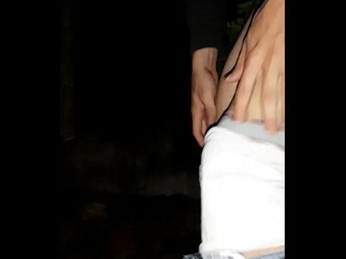 ❤️ Mans kaimiņš uzlēca uz manas karantīnas sienas Porno pie mums ❌️