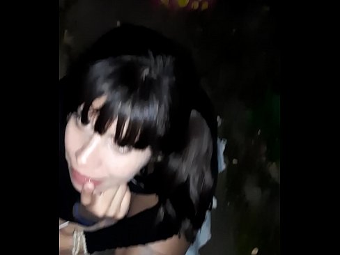 ❤️ Uz ielas uzpampis dzimumloceklis apmaiņā pret konfektēm Porno pie mums ❌️